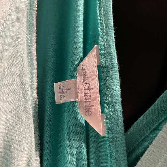 Short Sleeve Knit Deess - Picture 2 of 2